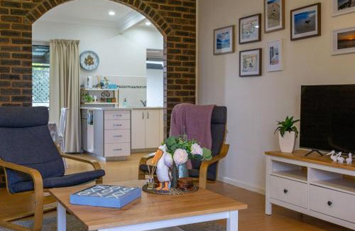 Tin Can Bay House | The Lazy Pelican