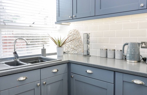 Spittal Cottage | THE LAZY SEAL, pet friendly, character holiday cottage in Spittal