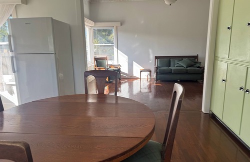 Kyabram House | The Leaock residence Full House pet friendly wifi