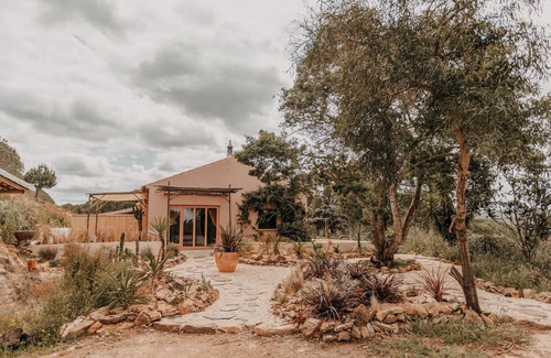 Cerca dos Pomares House | The Lemon Lodge - Ziggurat Suite