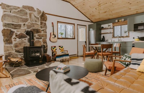 Cresco Cabin | The Little Black Cabin - Sauna, Hot Tub, Fire Pit