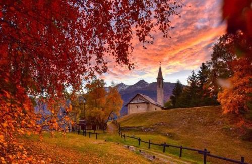 Valdisotto Apartment | THE LITTLE NEST con balcone e box privato