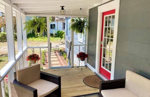 Port Royal House | The Little Sandpiper - Charming Port Royal Cottage