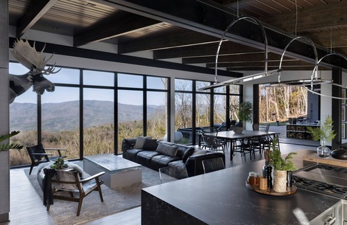 Chatsworth House | The Lodge at Pinhoti Peak - Modern Mountain Cabin