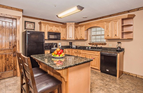 Pigeon Forge Apartment | The Lodges at the Great Smoky Mountains