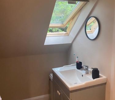 Roundwood Bed & Breakfast | The Loft