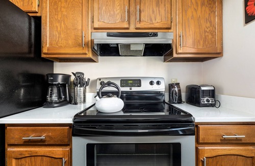 Acme Condo | ⛳ The Loft Retreat @ Grand Traverse Resort | Golf Views, Balcony + Resort Perks ➠ 5549