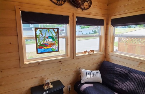 Lakeside Apartment | The Log Cabin - Tiny House - Tiny Digs Lakeshore