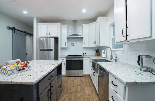 Downtown San Antonio House | The Lone Star Landing