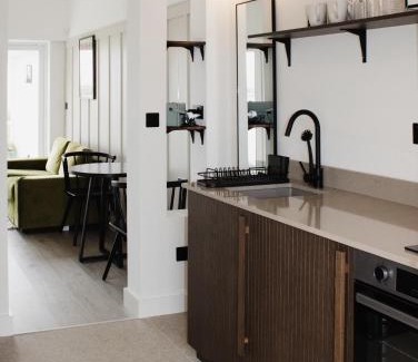 Rosses Point Apartment | The Lookout