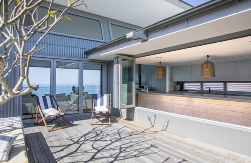 Killcare Heights House | The Lookout @ Killcare - 4 bedroom architecturally designed house with amazing ocean and bush views
