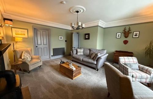 Tobermory Apartment | The Lookout -Stunning waterfront property