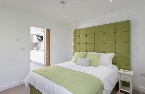 Ticknall House | The Lookout - Ukc3846