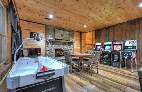 Cherry Log House | The Lst Shepherd - Game Nights, Hot Tub Soaks & Outdoor Fireside TV