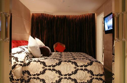 Tsim Sha Tsui Hotel | The Luxe Manor