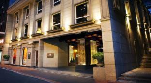 Tsim Sha Tsui Hotel | The Luxe Manor