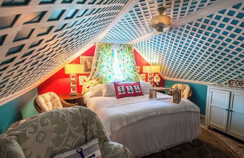Manistee Bed & Breakfast | The Mackinaw Suite, Private entrance, Fully Furnished, King Bed, 1861 Victorian