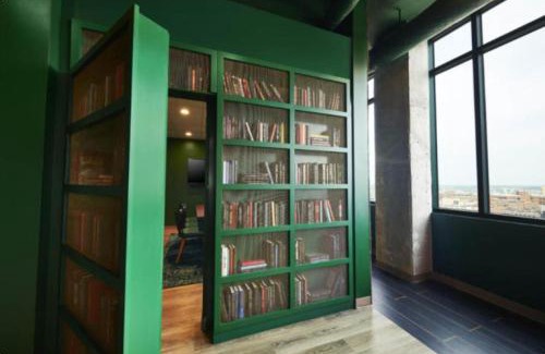 Five Points South Apartment | The Magic City Travelers Nest