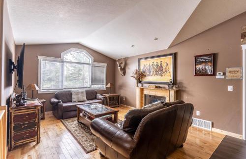 Columbia Falls House | The Magnificent 7