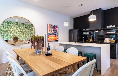 Germantown Apartment | The Magnolia by AvantStay | 8 Bedrooms in DT Nash