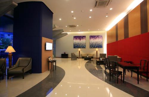 Ortigas Center Apartment | The Malayan Plaza Hotel