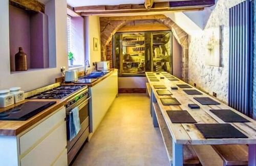 Cromford Cottage | THE MALTHOUSE, family friendly, luxury holiday cottage in Cromford