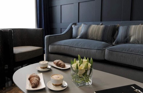 Valletta Hotel | The Manoel Hotel