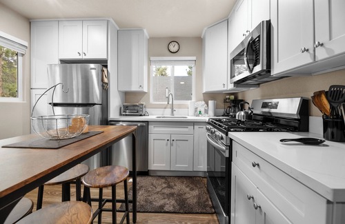 Sugarloaf Cabin | The Maple Lane Hideaway