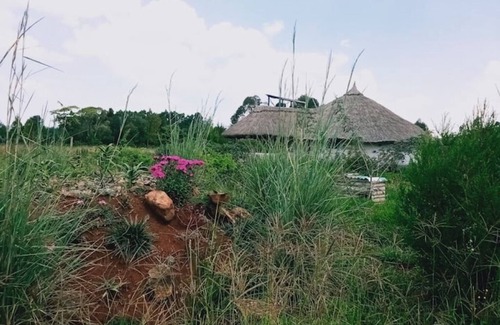 Nanyuki Cottage | The Marmanet Cob Cottagesnn