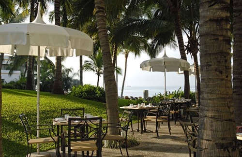 Marina Vallarta Apartment | The Mayan Palace Puerto Vallarta