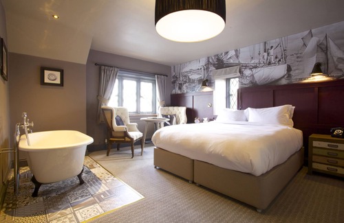 New Forest District Hotel | The Mayflower