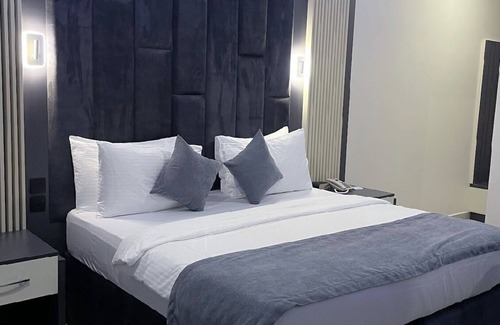 Maitama Hotel | The Mayrock