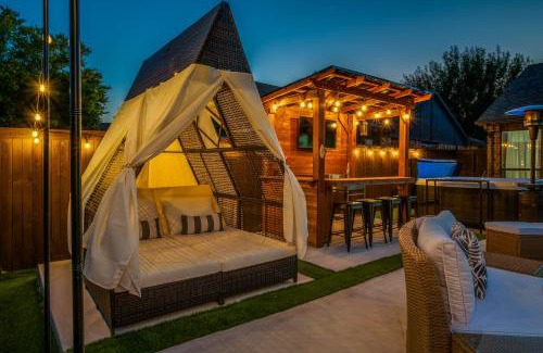 McKinney House | The McKinney Luxury Escape Close to Everything!