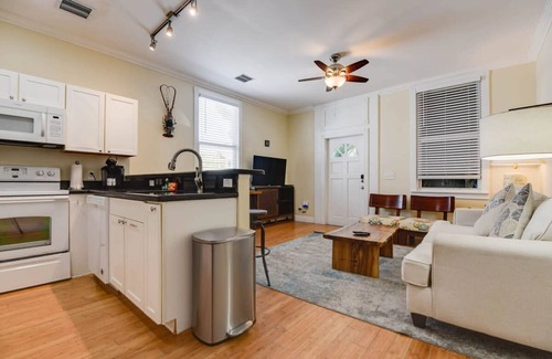 Historic Seaport House | The Mesa House by Brightwild Close to Duval