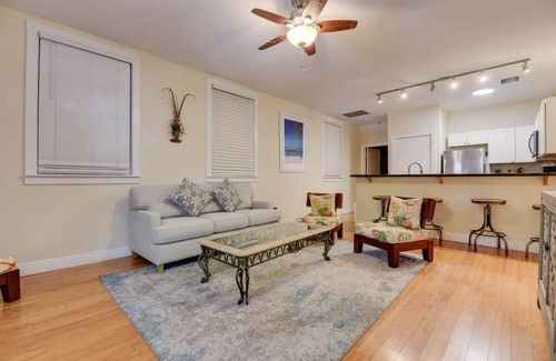Historic Seaport House | The Mesa House by Brightwild Close to Duval