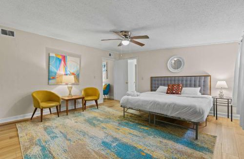 Columbia House | The Mid-Century Hub Close to Everything