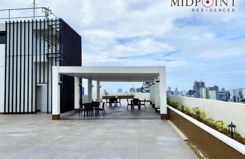 Mandaue Apartment | The MIDPOINT Residences 2 bedroom for couple or family condo near Ayala Center Cebu and SM City Cebu