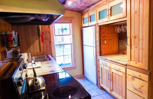 Kerrville Cottage | The Mission - Artfully-Crafted Home in Kerrville's Most Eclectic Neighborhood