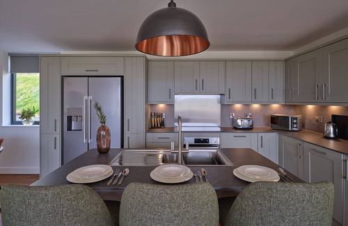 Chittlehamholt Cottage | The Mole Resort that sleeps 8 guests in 4 bedrooms