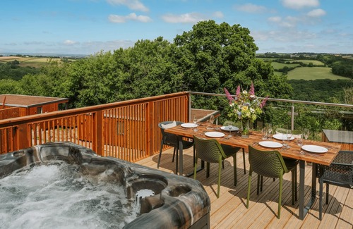 Chittlehamholt Cottage | The Mole Resort that sleeps 8 guests in 4 bedrooms