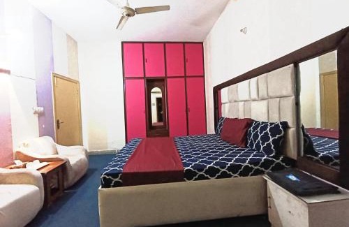 Lahore Hotel | The Moonlight Guest House LHR