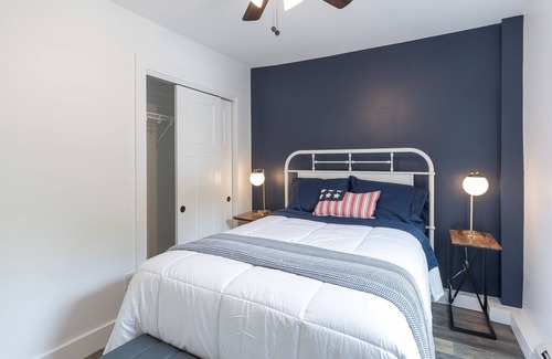 Keene Apartment | "The Murdock Suite @ The Large House"