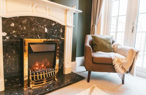 Cheltenham Apartment | The Naunton Nook