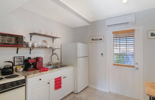 West Palm Beach Apartment | The Nest at Casita del Sol A