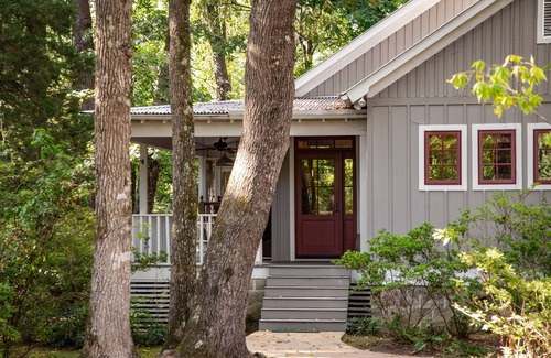 Oxford House | The Nest Egg, 3BR Escape by Velvet Ditch Villas