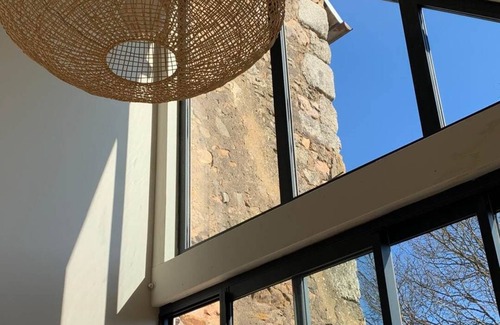 Bussieres (Yonne) Apartment | The Nest - mini-gîte with a wonderful view