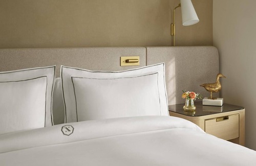 Boston Hotel | The Newbury Boston, Classic Park View 1 Bedroom Suite!