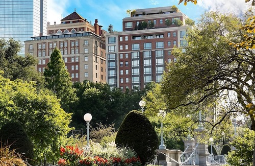 Boston Hotel | The Newbury Boston, Classic Park View 1 Bedroom Suite!