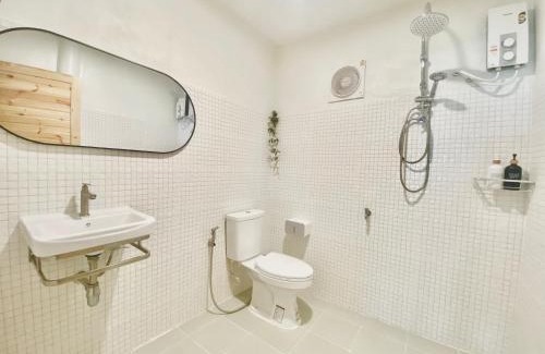 Koh Lan Hotel | The O room