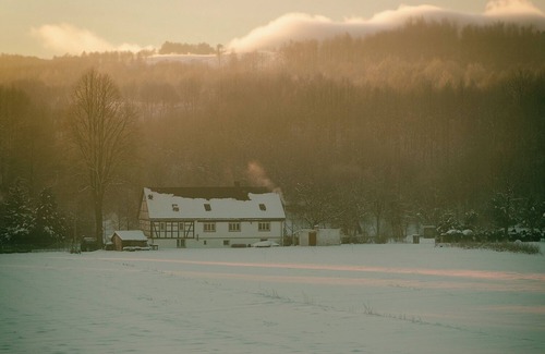 Lwowek Slaski House | THE OLD BARN: Luxury house with whirlpool & fireplace. Base Giant Mountains/Berlin.